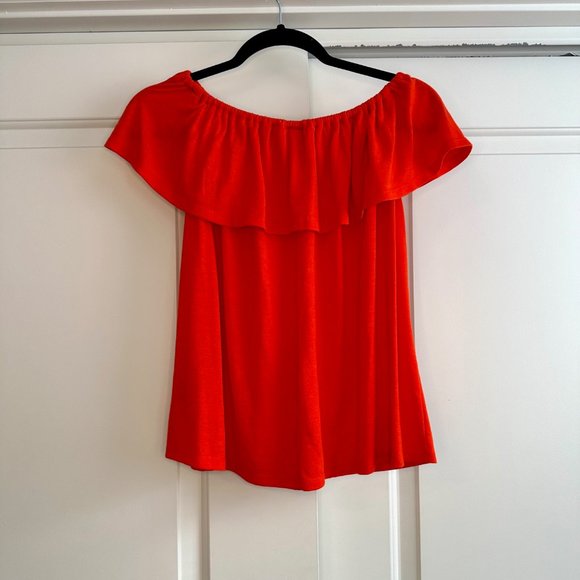 Red Off Shoulder Ruffle Blouse XL - Picture 9 of 9
